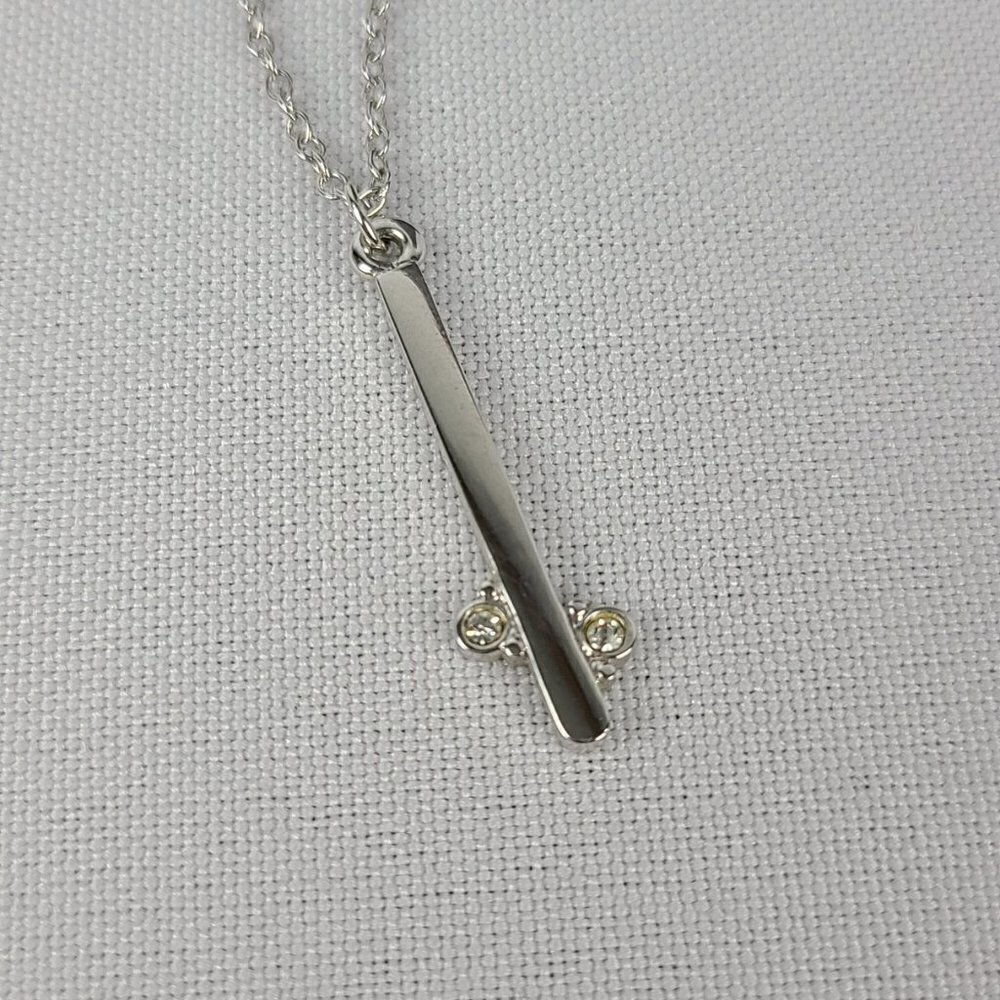 VINTAGE Sarah Coventry Silver Tone Necklace